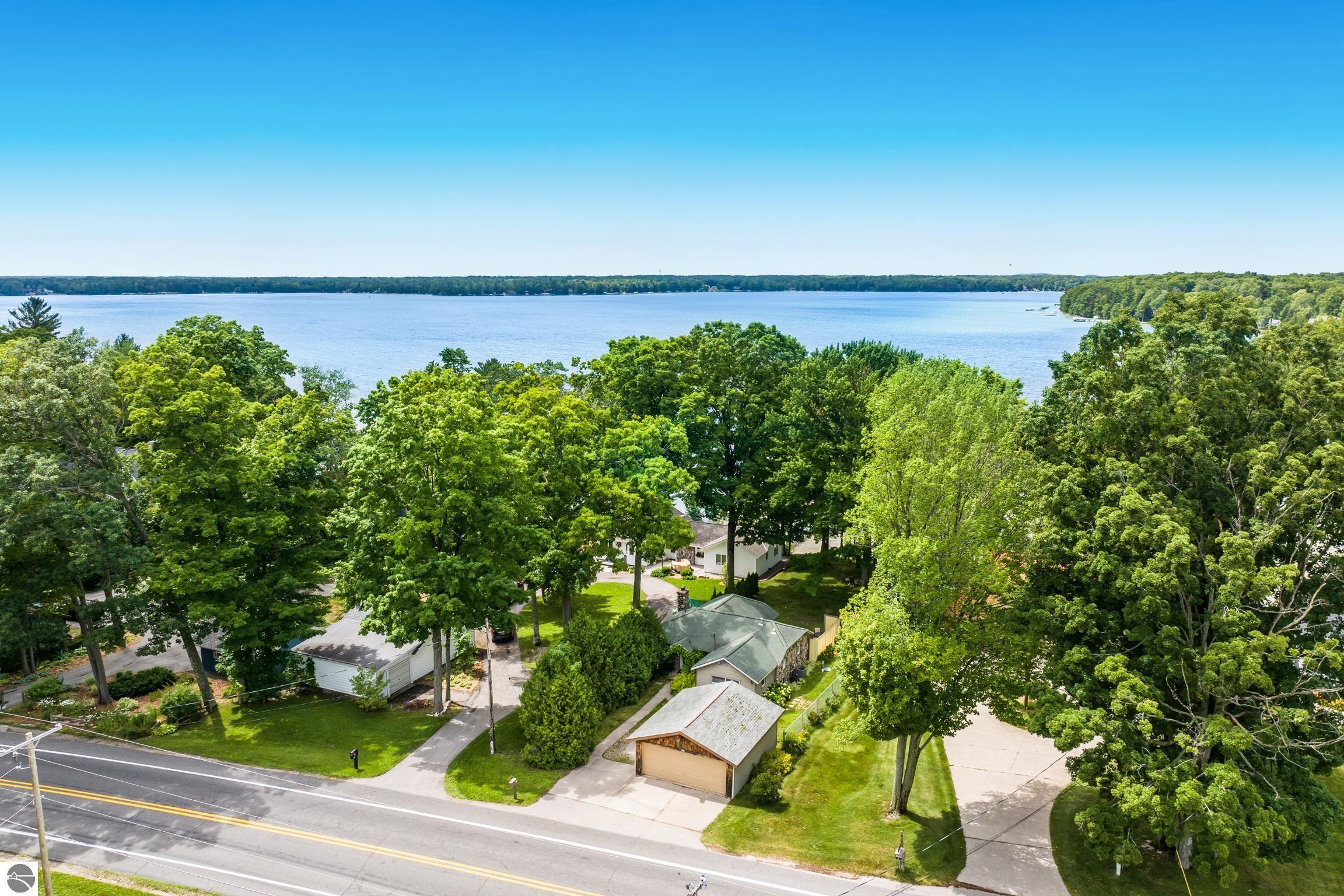 Property Photo: 871 N South Long Lake Road MI 49684