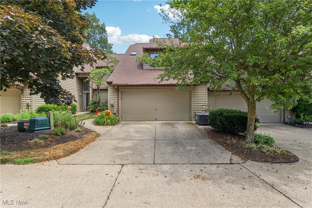 Property Photo:  63 Starboard Circle  OH 44319 