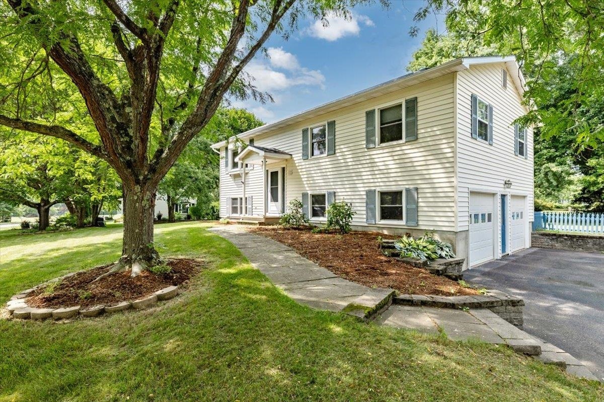 Property Photo:  122 Justin Morgan Drive  VT 05446 