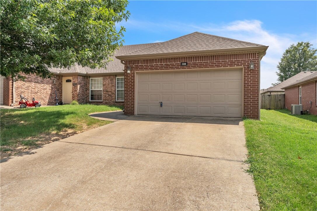 Property Photo: 286 & 288 Copper Oaks Drive AR 72719