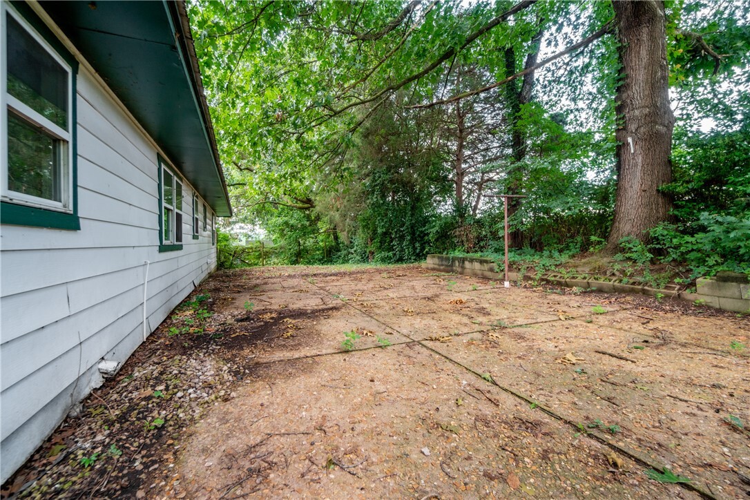 Property Photo:  204 Cain Street  AR 72616 