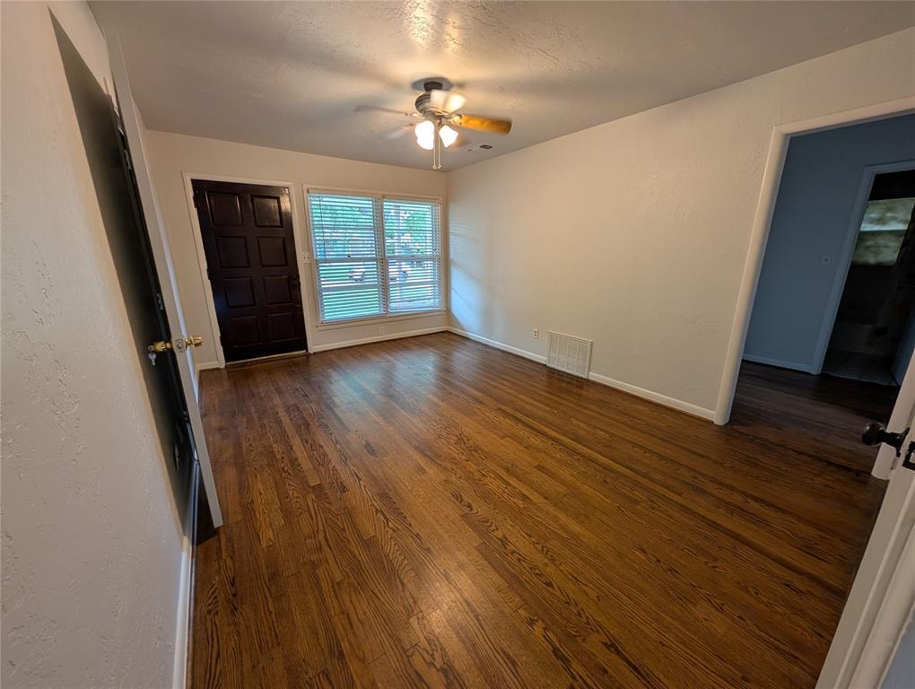 Property Photo: 40 E 14th Street OK 73034