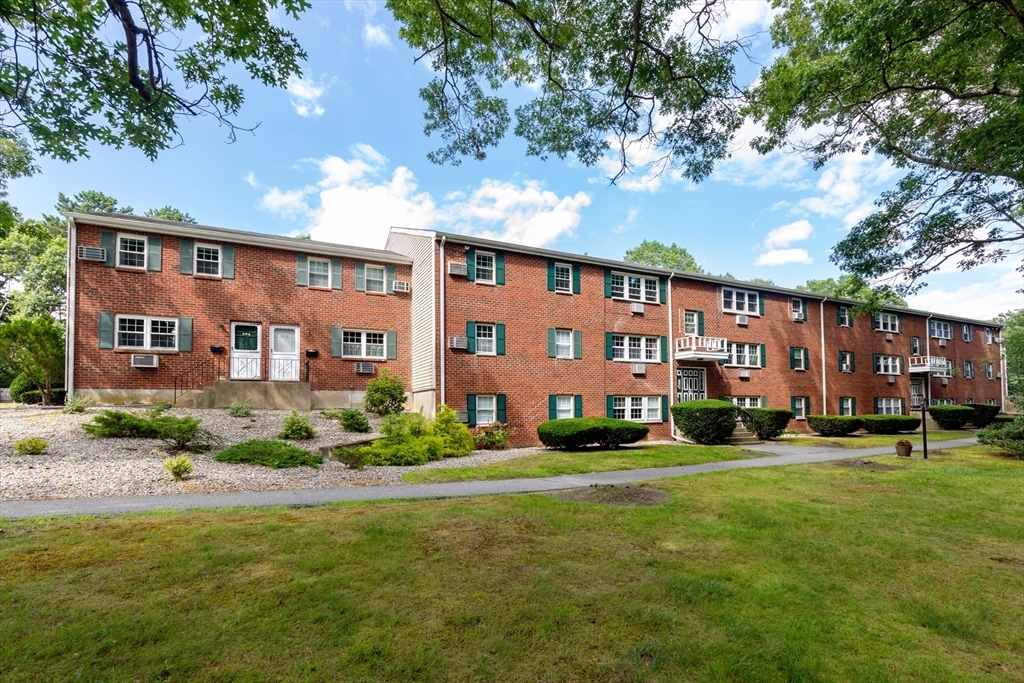 Property Photo:  207 Samoset St A3  MA 02360 