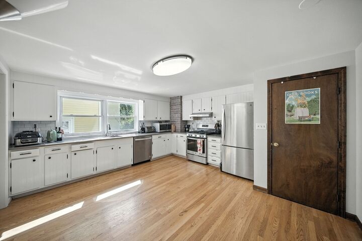 Property Photo:  57 Newbury St 1  MA 02144 
