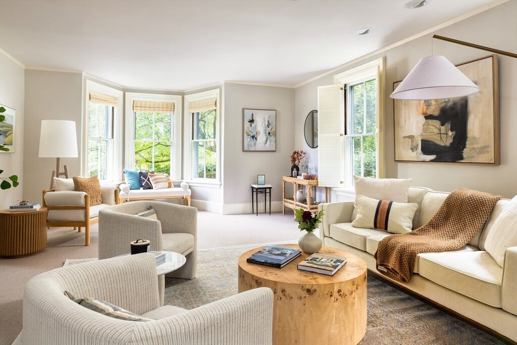 Property Photo: 9 Laurel St MA 02459