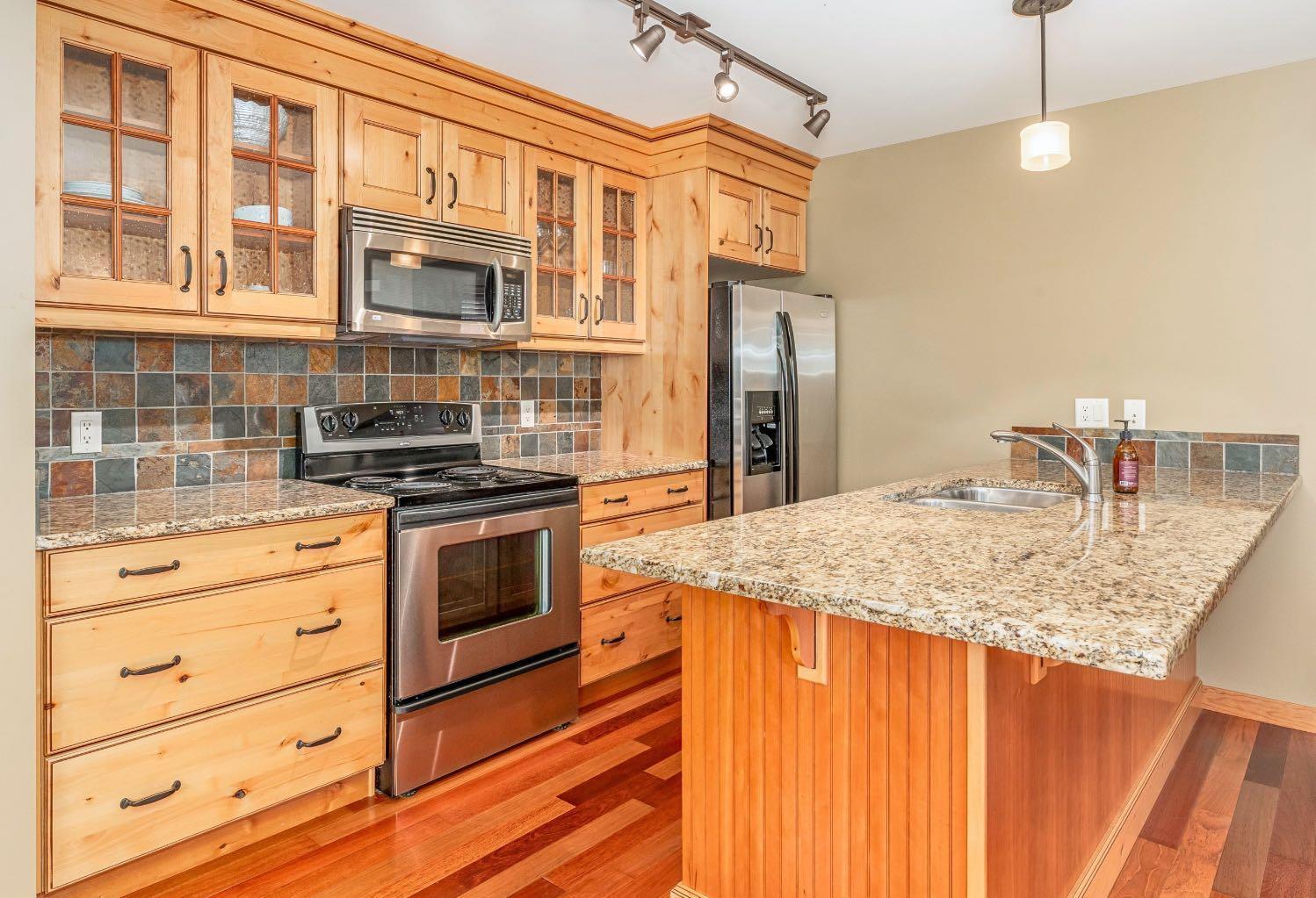 Property Photo:  722 3rd Street 2  AB T1W 2J6 