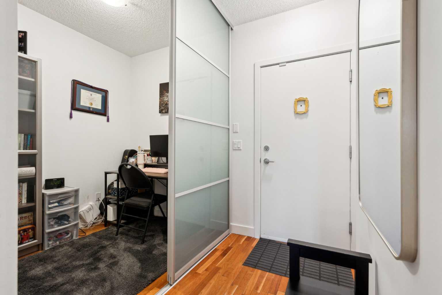 Property Photo: 315 24 Avenue SW 314 AB T2S 3E7