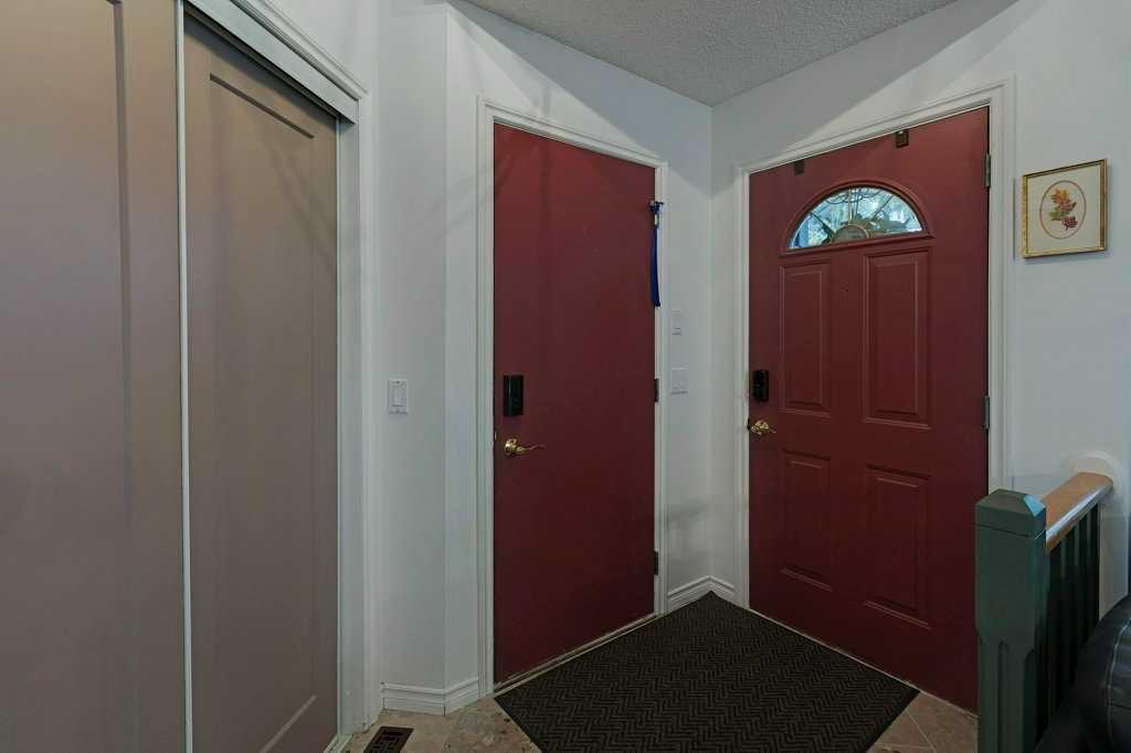 Property Photo:  341 Citadel Hills Circle NW  AB T3G 3V7 