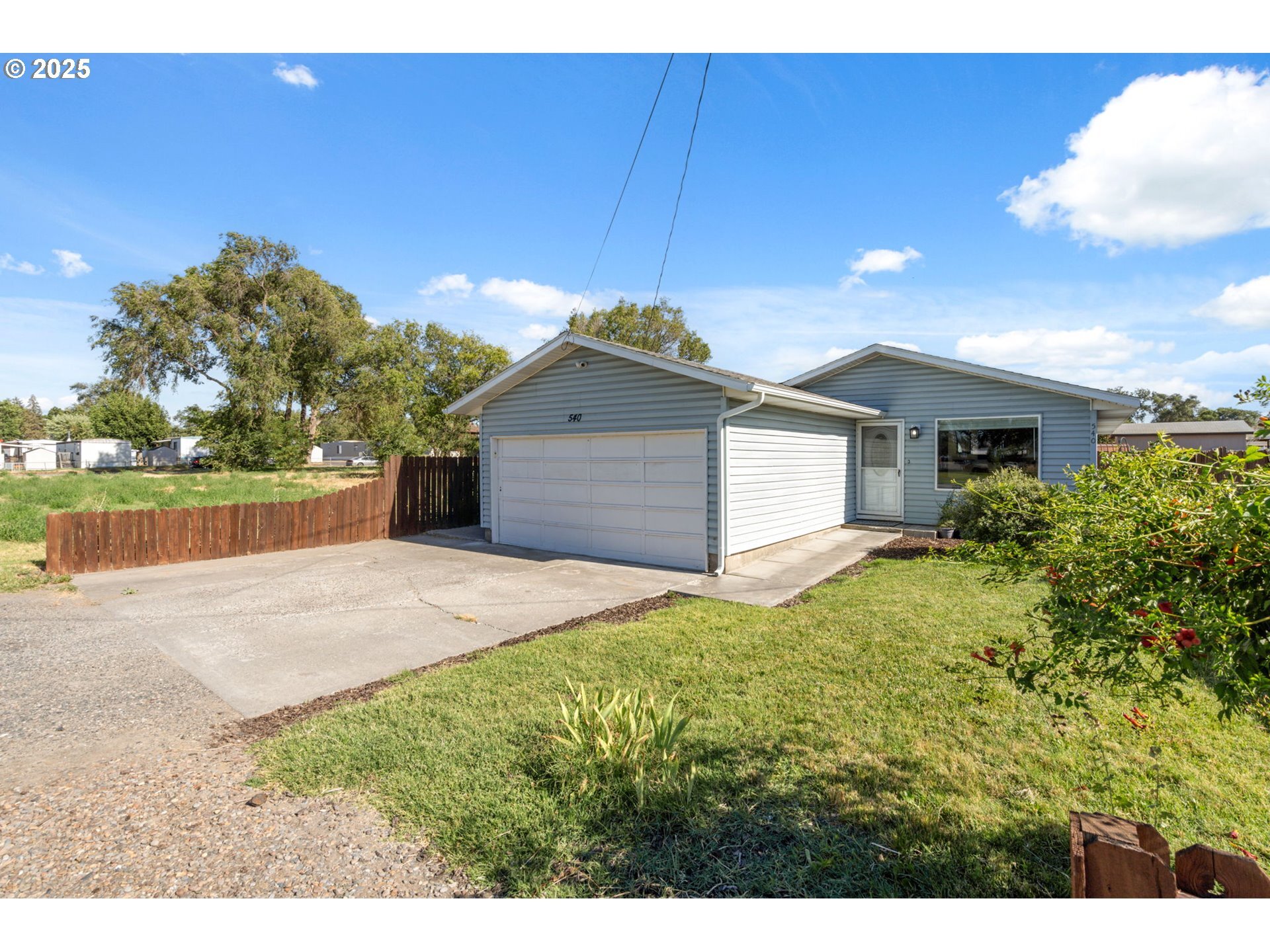 Property Photo: 540 E Newport Ave OR 97838