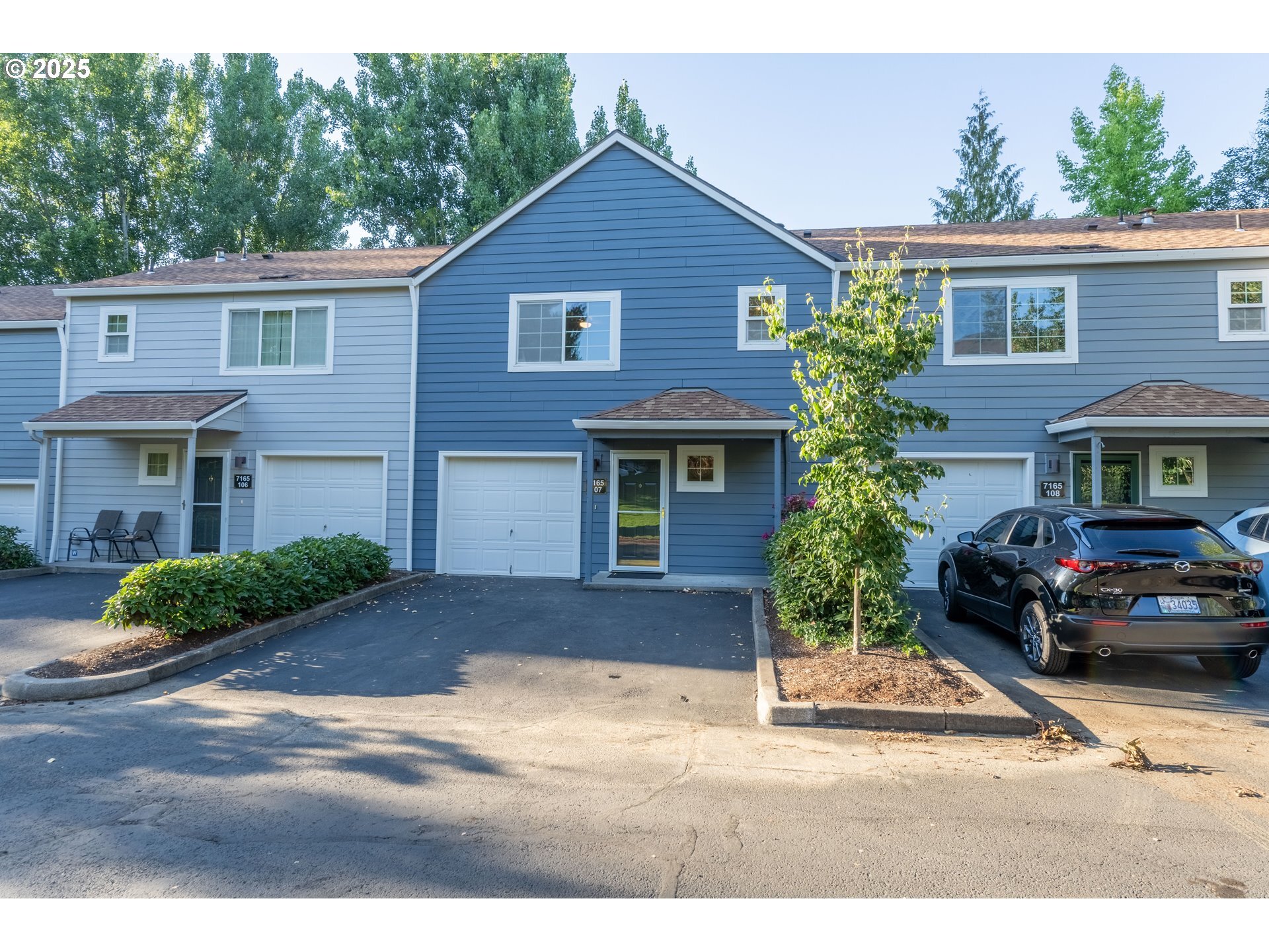 Property Photo: 7165 SW Sagert St 107 OR 97062