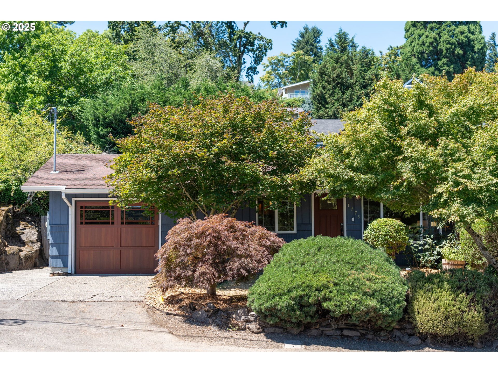 Property Photo: 1775 Sunset Ave OR 97068