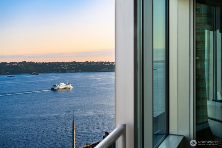 2000  1st Avenue 2002  Seattle WA 98121 photo