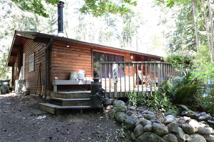 22044  Clear Lake Blvd SE  Yelm WA 98597 photo