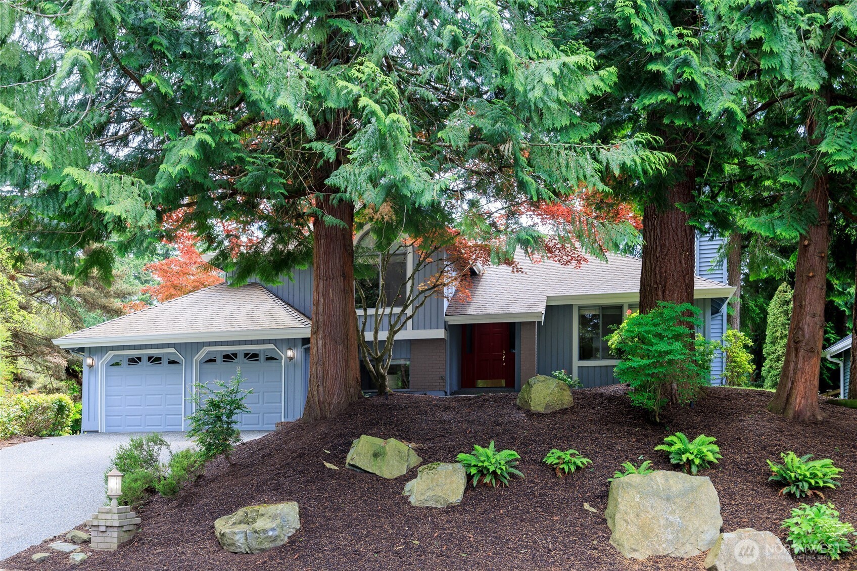 Property Photo: 11423 NE 104th Street WA 98033