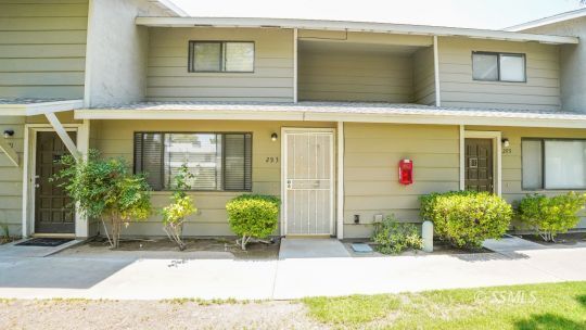 Property Photo: 293 E Upjohn Ave CA 93555
