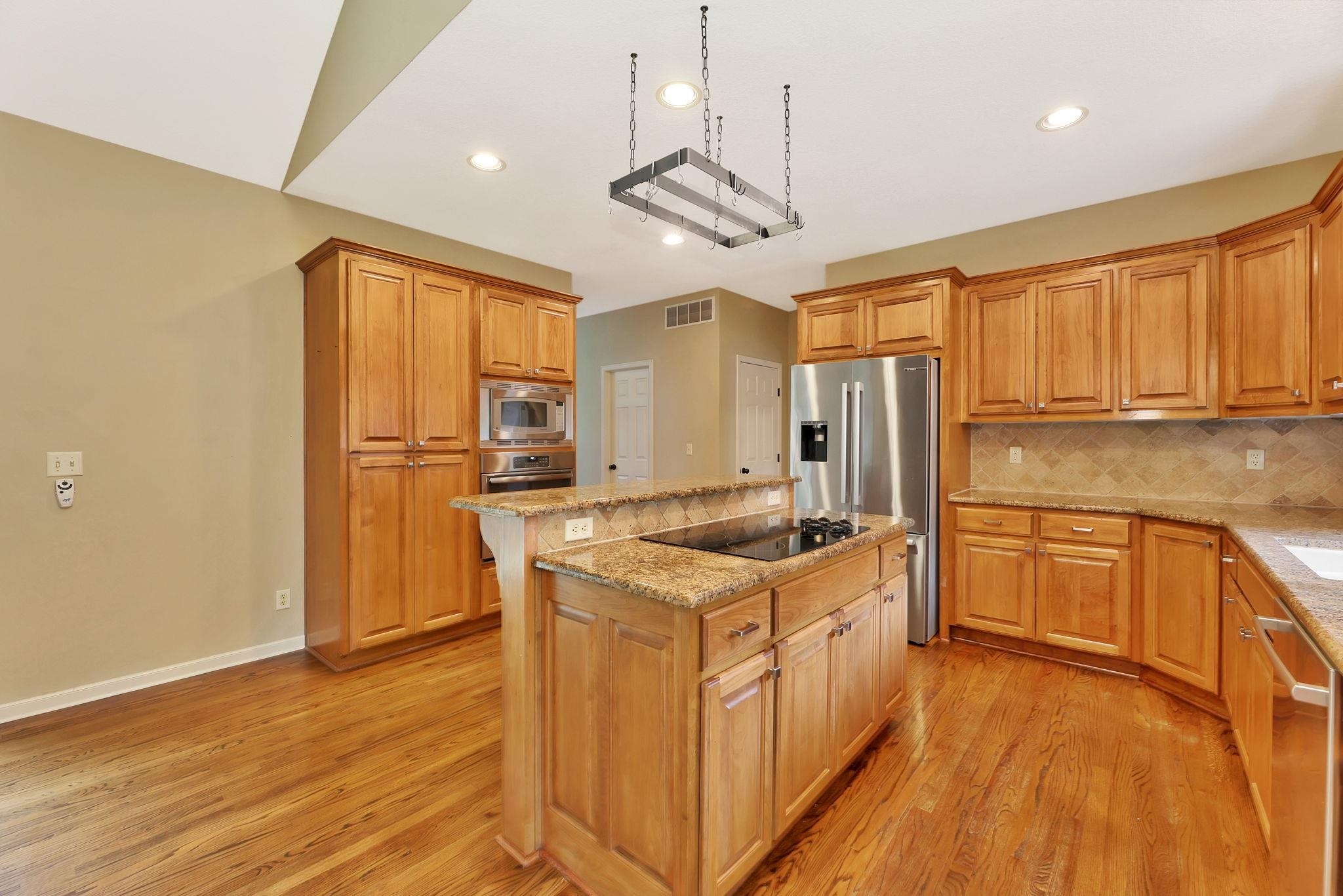 Property Photo: 1236 N Bracken St KS 67206