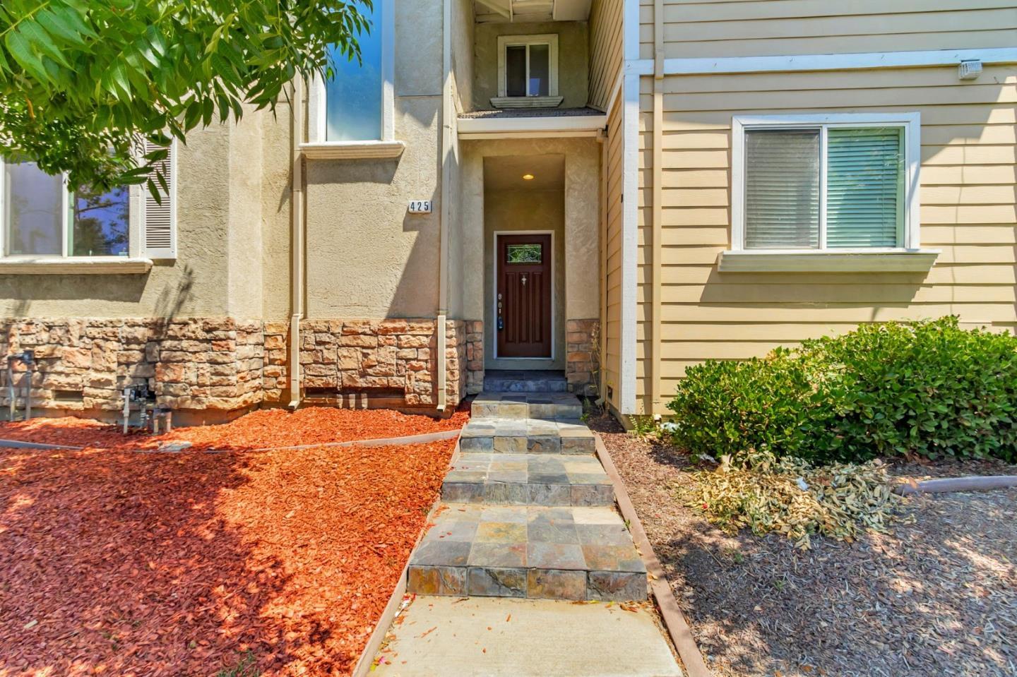 Property Photo:  425 Carpentier Way  CA 95111 