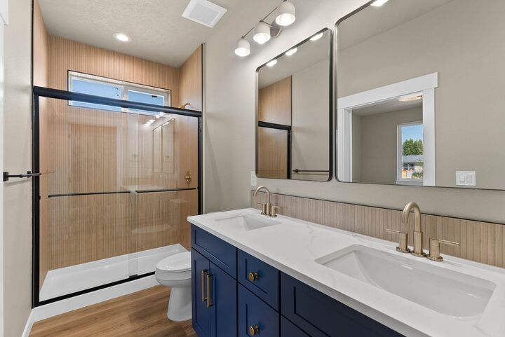 Property Photo:  2103 N Sipple Rd  WA 99212 