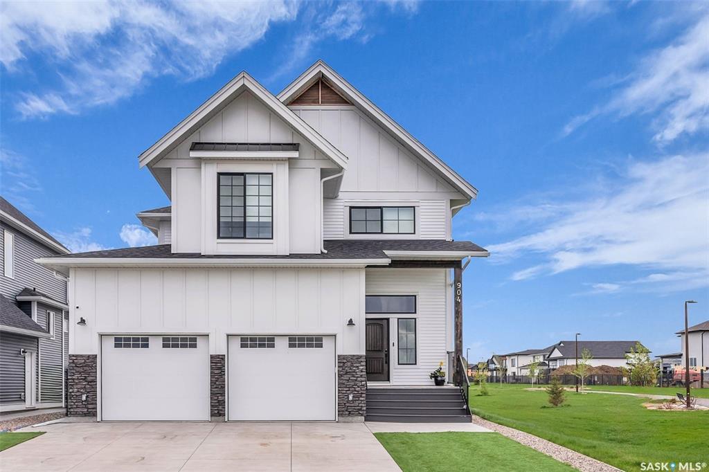904 Feheregyhazi Boulevard  Saskatoon SK S7W 1E1 photo