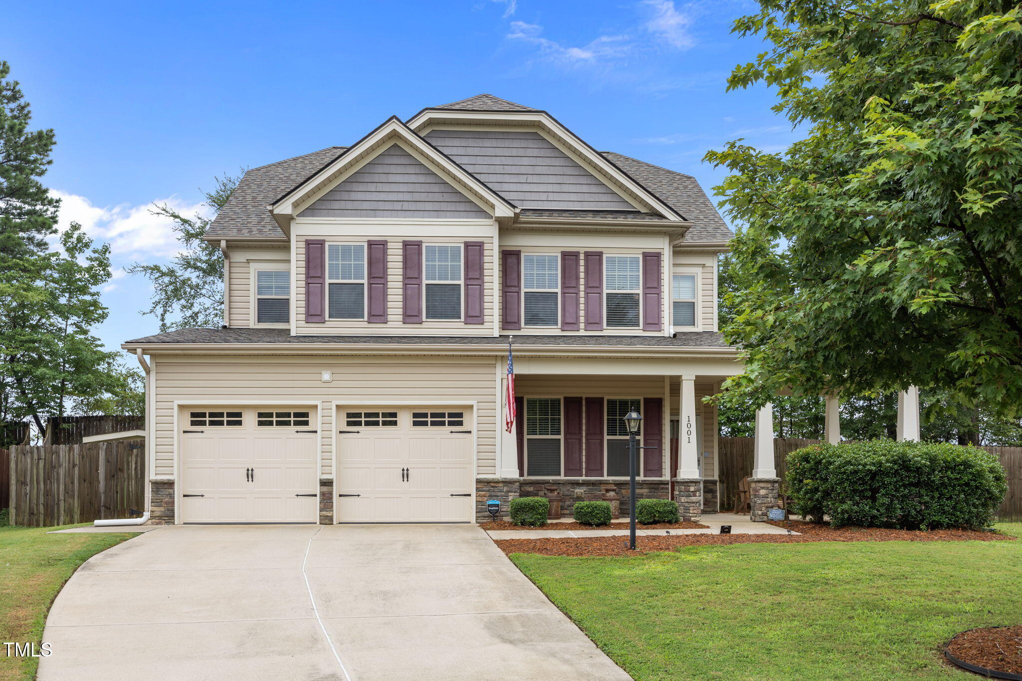 Property Photo: 1001 Shane Creek Court NC 27545
