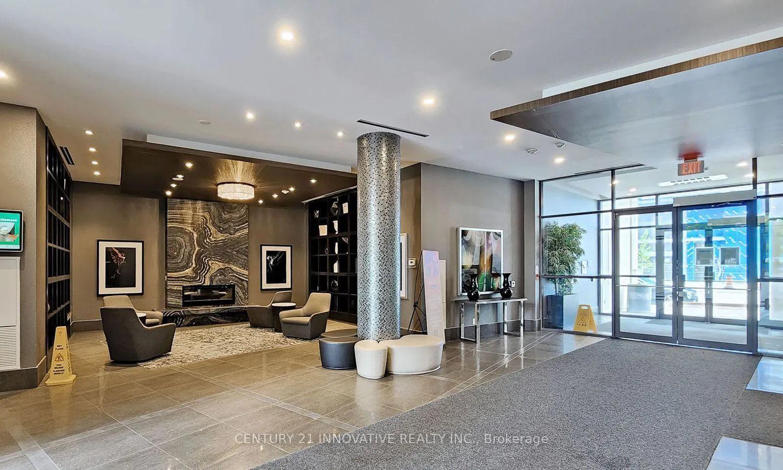 Photo de la propriété:  8130 Birchmount Road 517  ON L6G 0E4 
