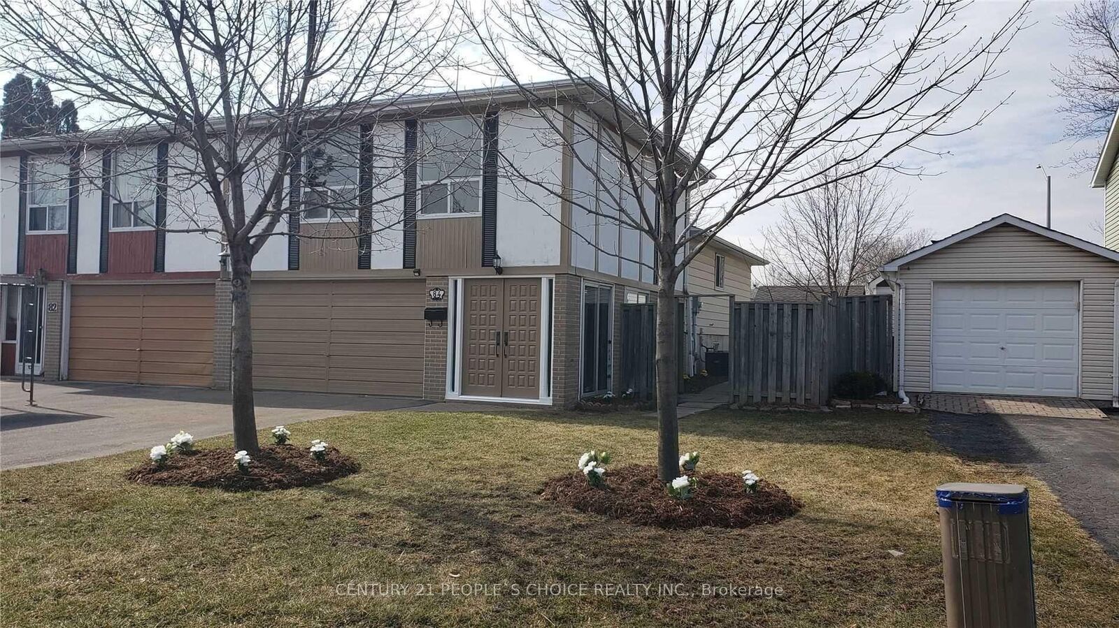 Photo de la propriété: 84 Griselda Crescent ON L6S 1M3