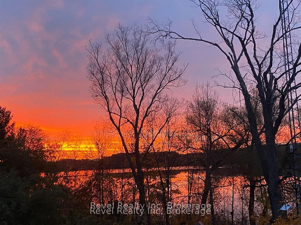 Property Photo: 413 Russ Howard Drive ON L4R 0A6