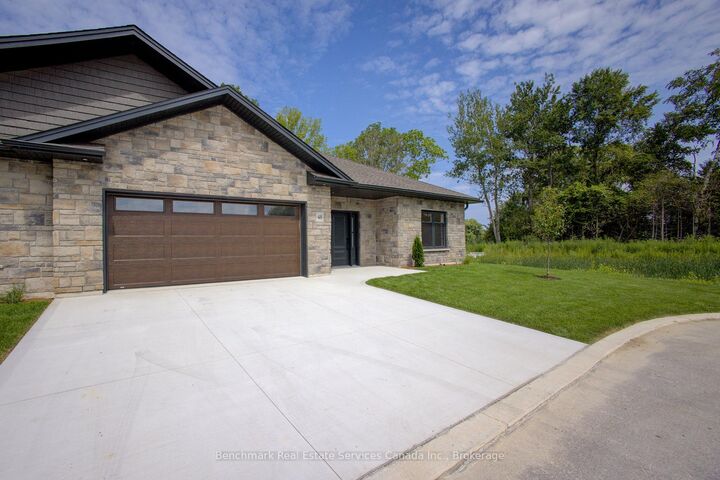 Property Photo:  1182 Queen Street 66  ON N2Z 1G4 