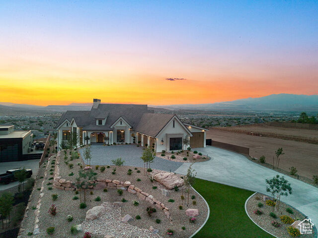 Property Photo: 3021 E Banded Hills Dr UT 84790