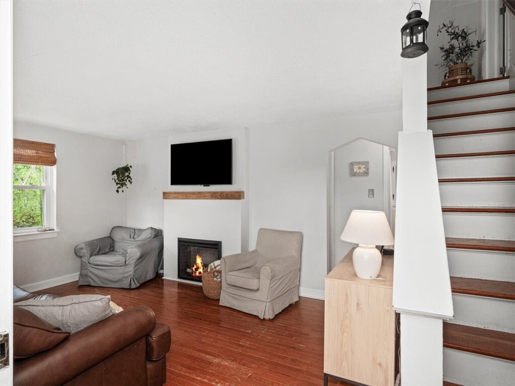 Property Photo: 141 Manor Rd PA 15090