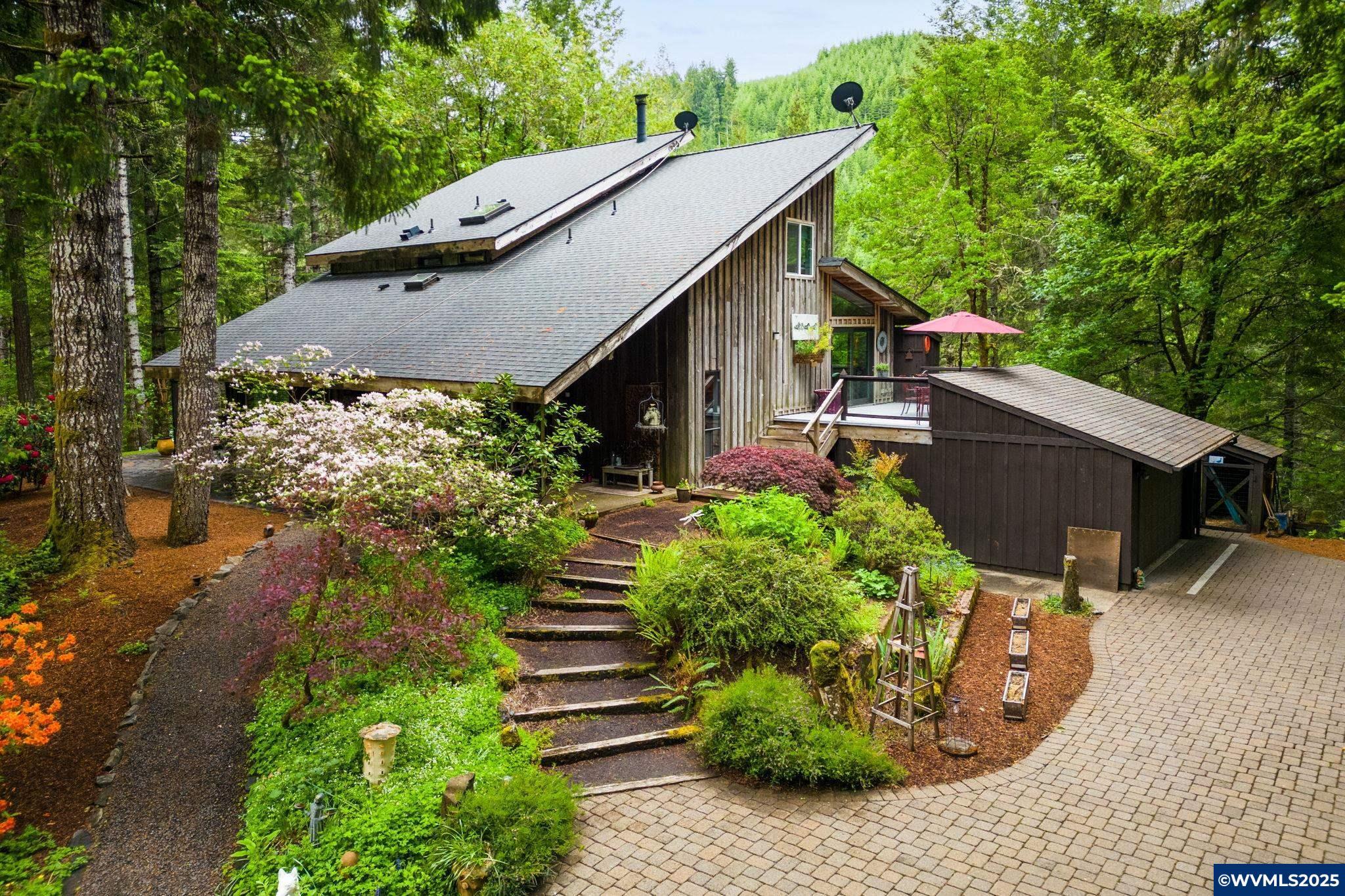 Property Photo: 12251 SW East Creek Rd OR 97396