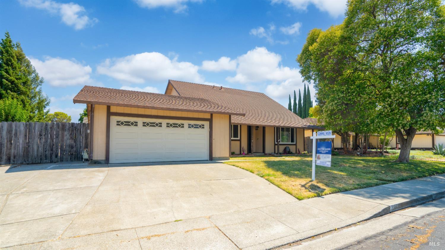 Property Photo: 2875 Carmel Way CA 94534