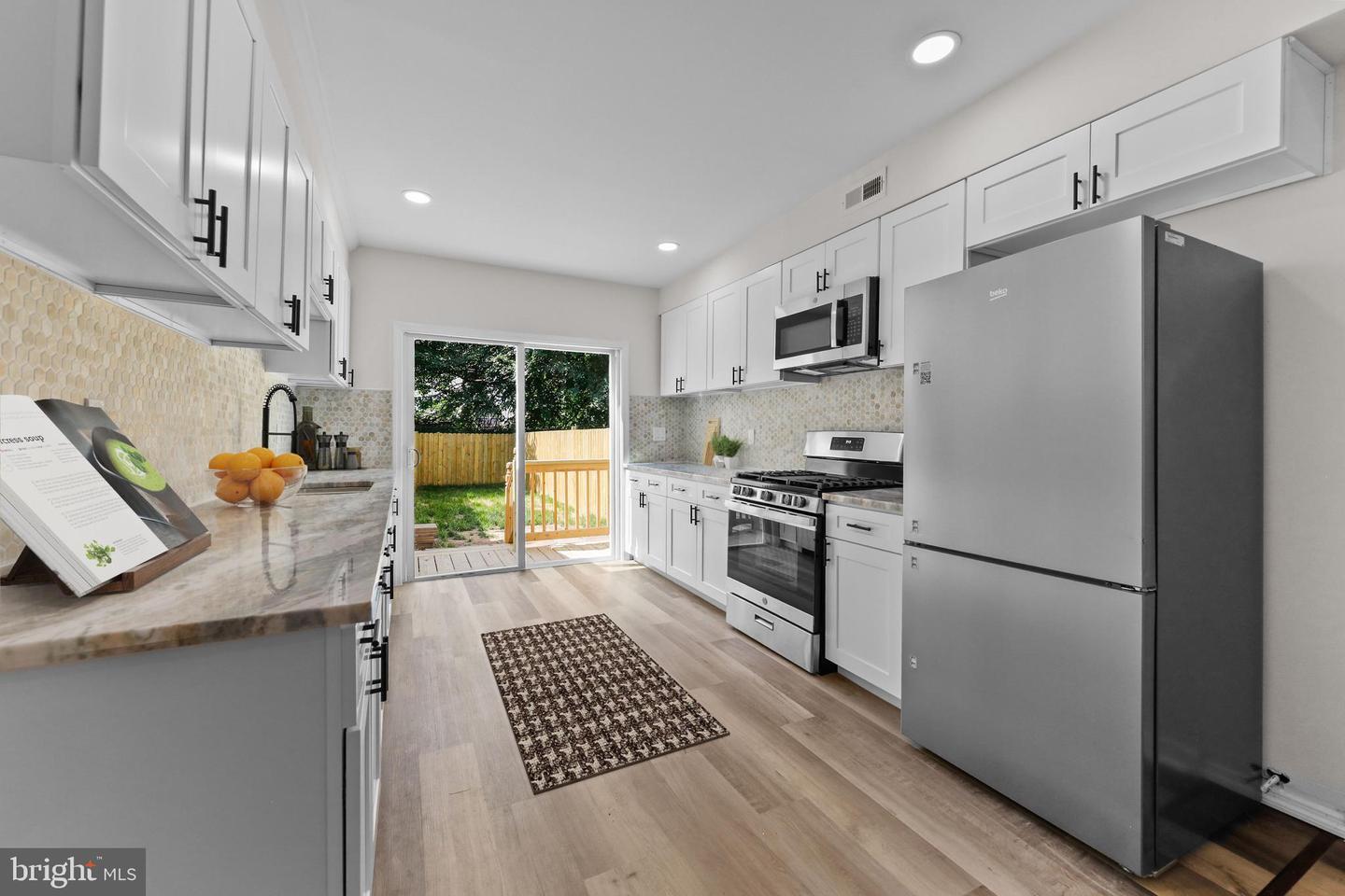 516 Columbus Road  Burlington NJ 08016 photo