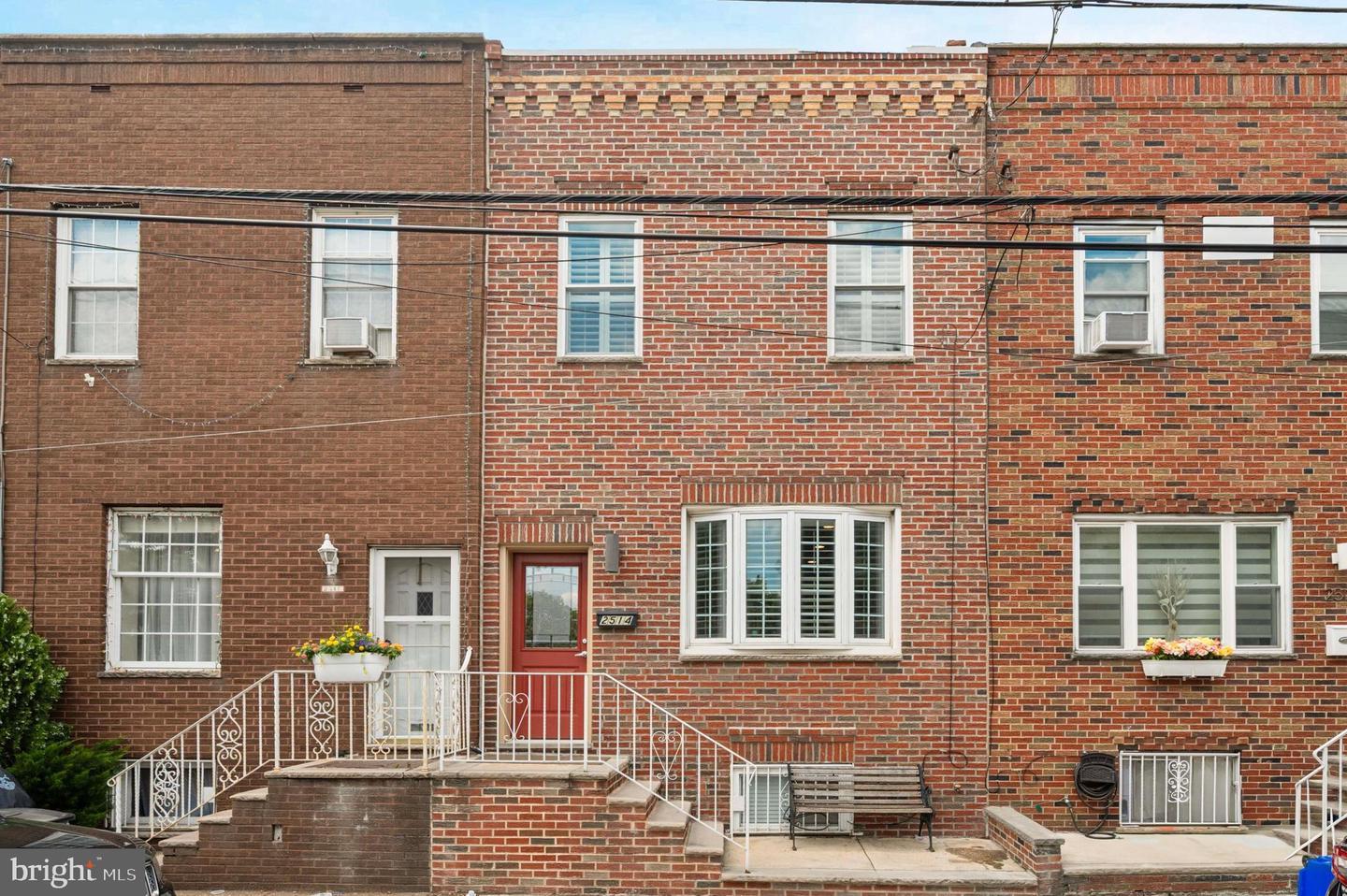 Property Photo:  2514 S 13th Street  PA 19148 
