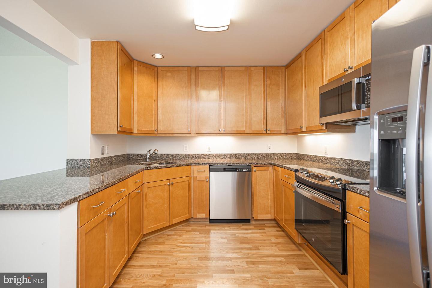 Property Photo:  717 S Chris Columbus Boulevard 1610  PA 19147 