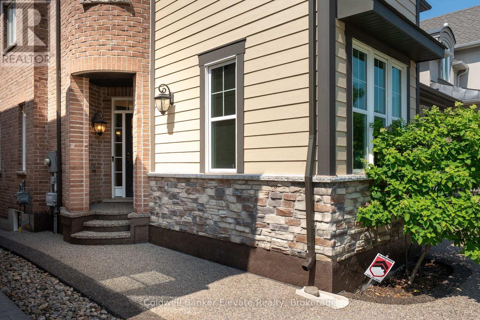 Property Photo: 360 Ellen Davidson Drive ON L6M 0V7