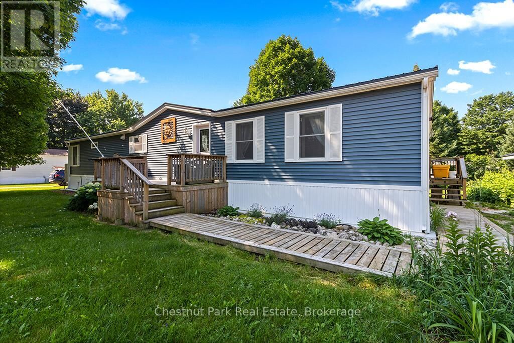 Property Photo: 684138 Sideroad 30 #Mh15 ON N0H 1R0