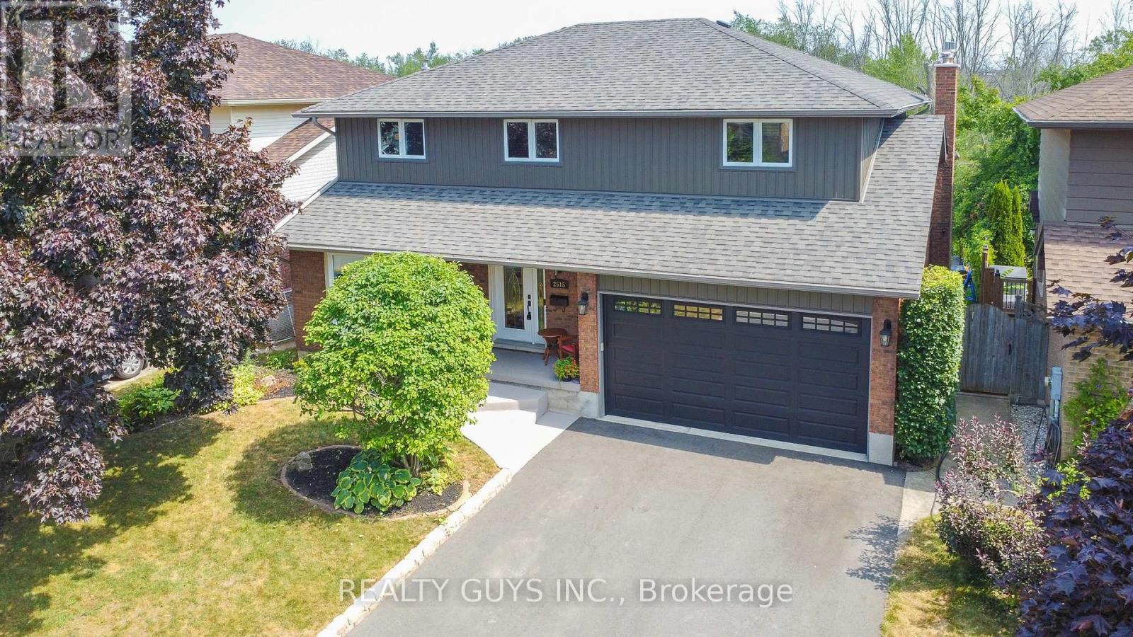 Property Photo: 2515 Farmcrest Avenue ON K9L 1R8