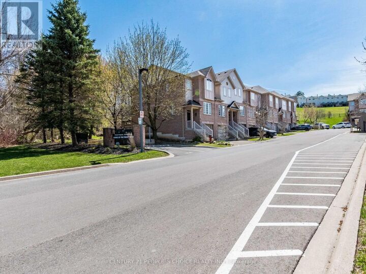 Property Photo:  18 Palomino Trail  ON L7G 6E9 