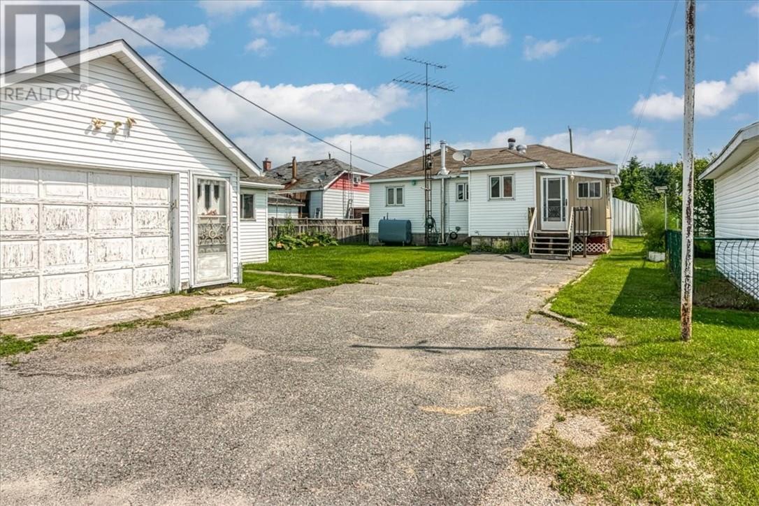 Property Photo: 55 Dufferin Street ON P0M 1J0