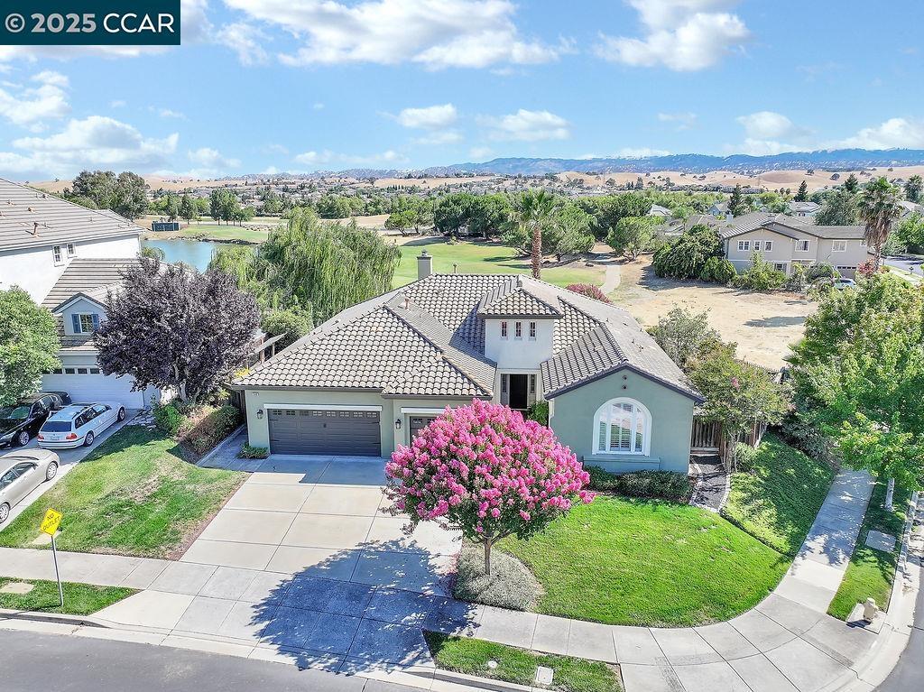 Property Photo: 2560 Risebridge Ct CA 94513