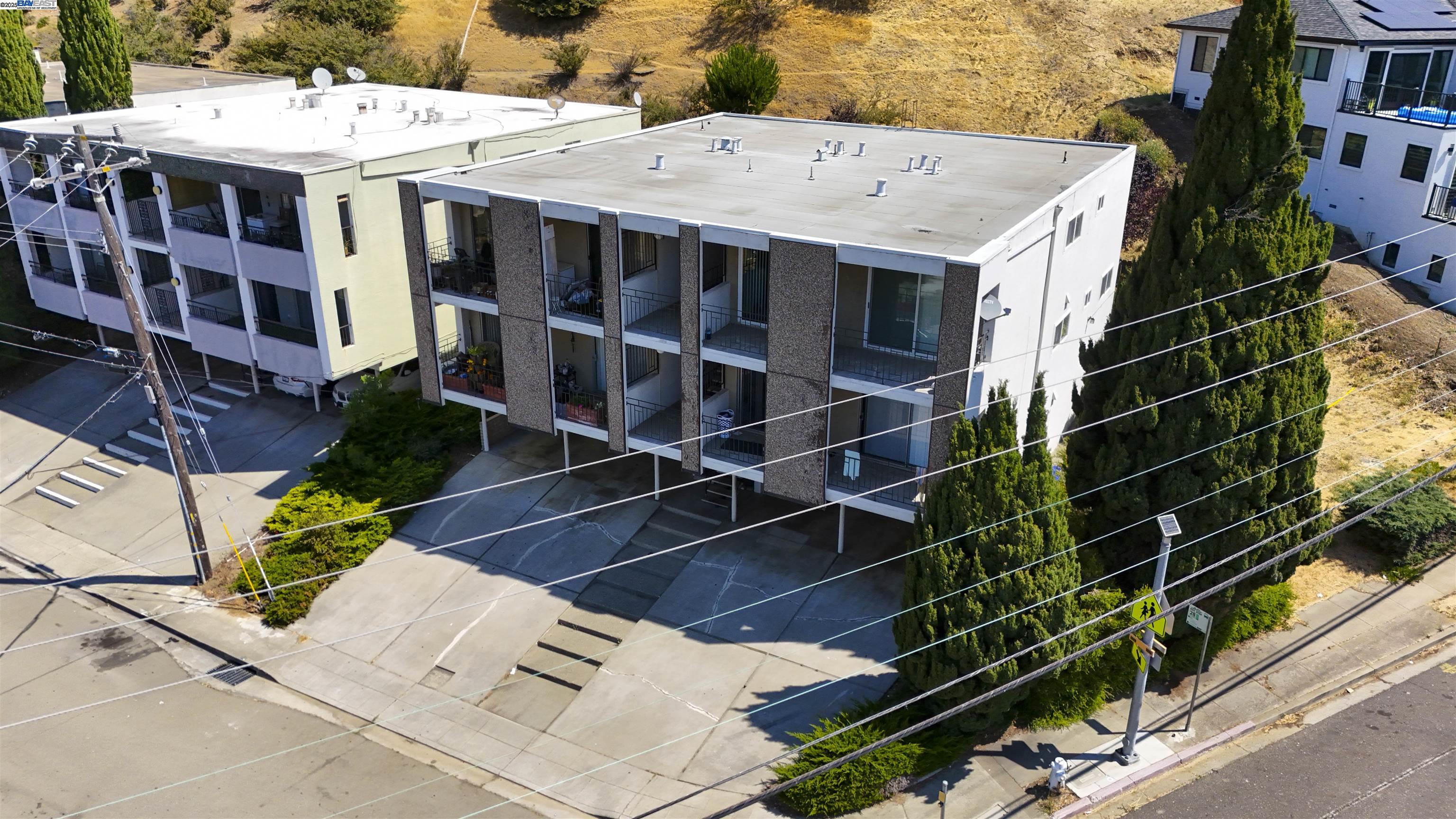 Property Photo: 16320 Saratoga St CA 94578