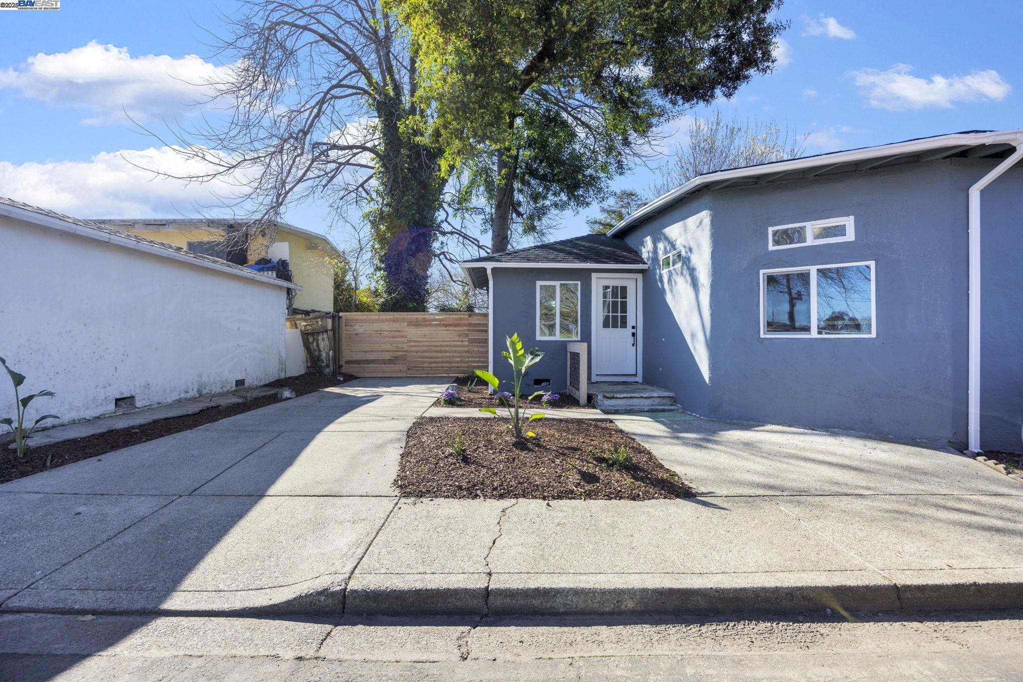 Property Photo: 20 W Ruby St CA 94801