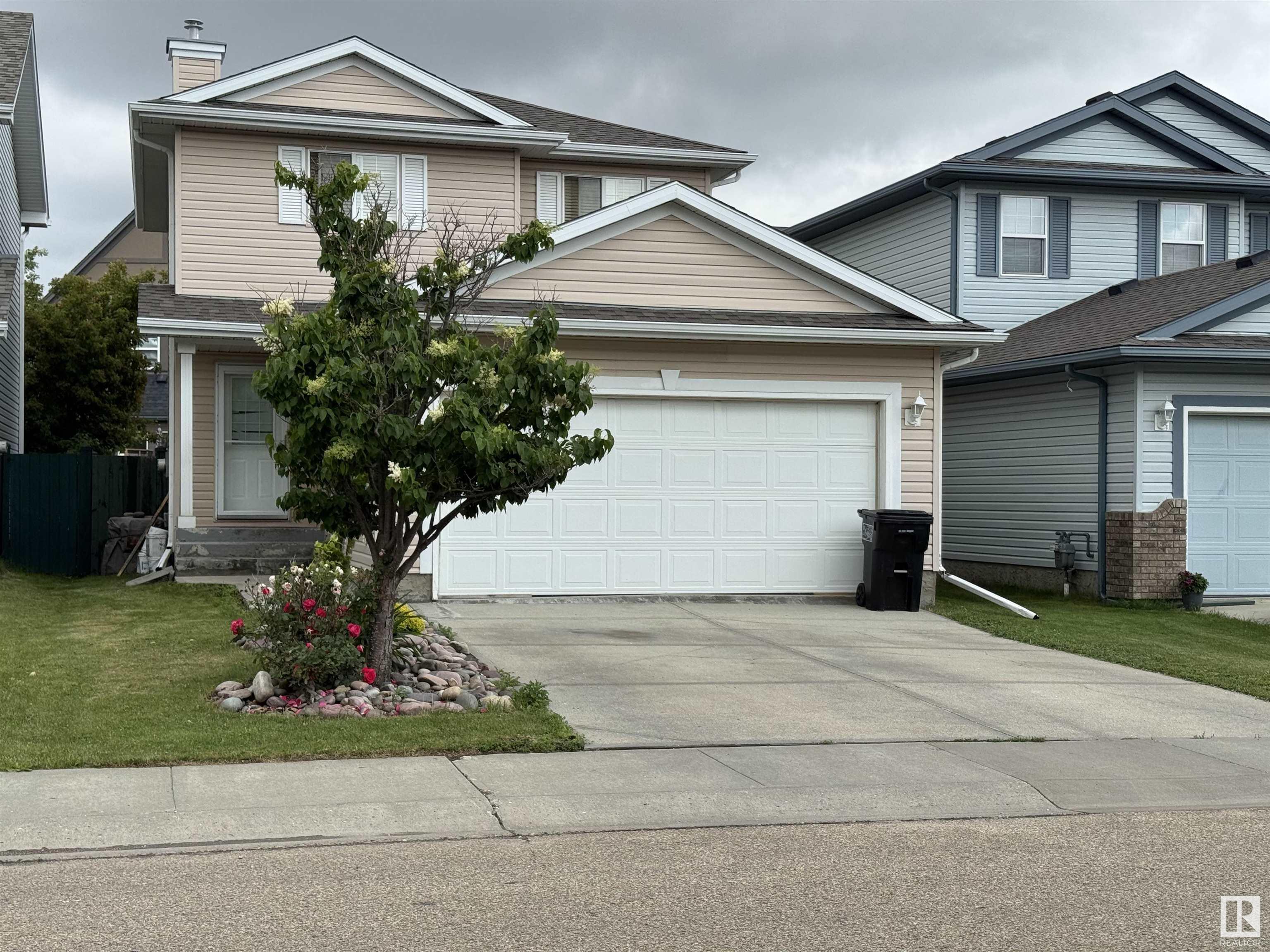Property Photo:  1857 Garnett Way NW  AB T5T 6R3 