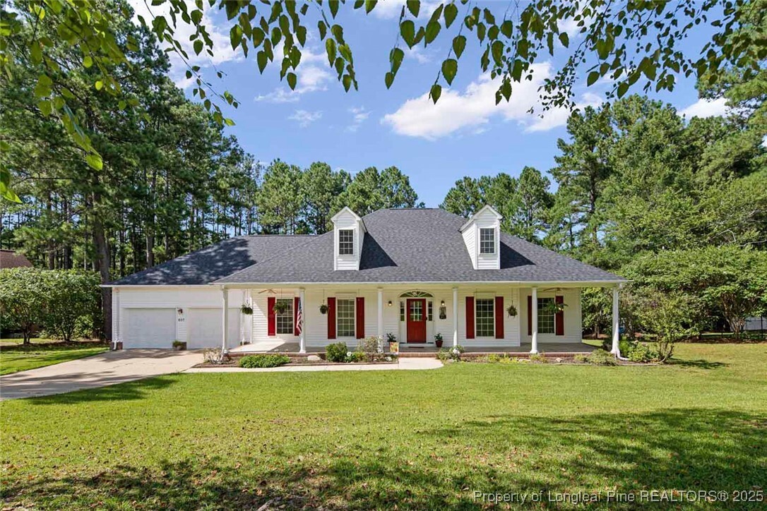 Property Photo: 607 Stone Cross Drive NC 28390