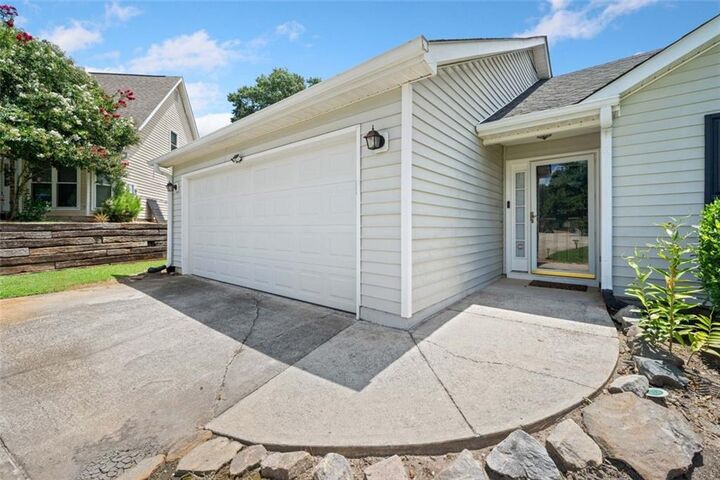 Property Photo:  1230 Polaris Court  GA 30045 