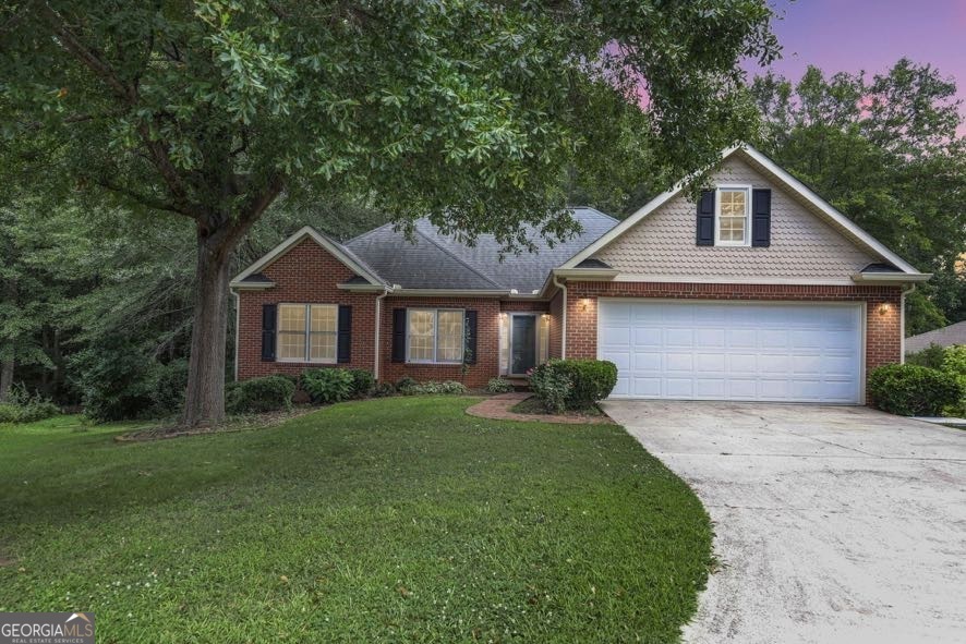 Property Photo: 116 Manor Way GA 30117