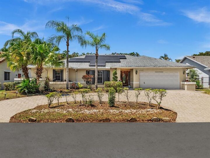 4855 NW 50th St  Coconut Creek FL 33073 photo