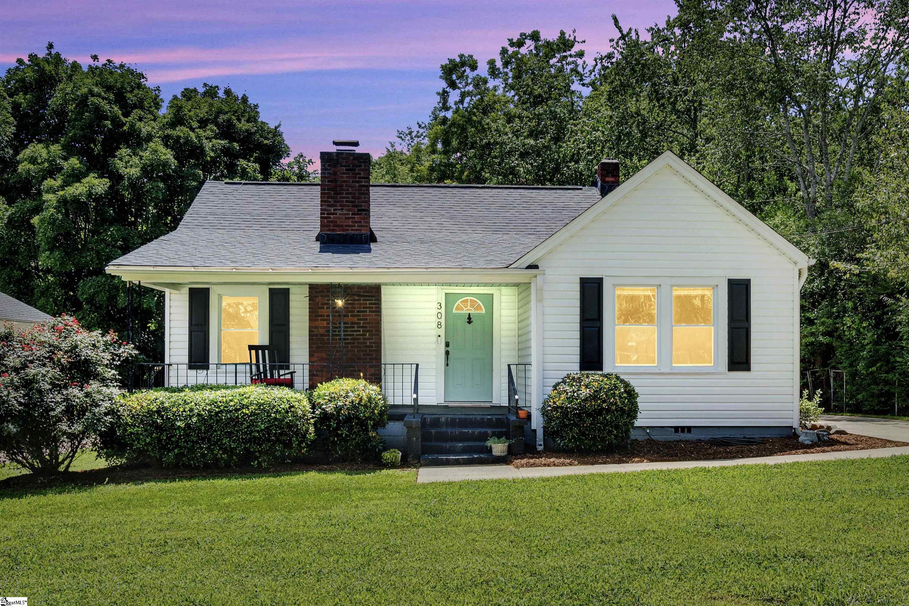 Property Photo:  308 S Texas Avenue  SC 29611 