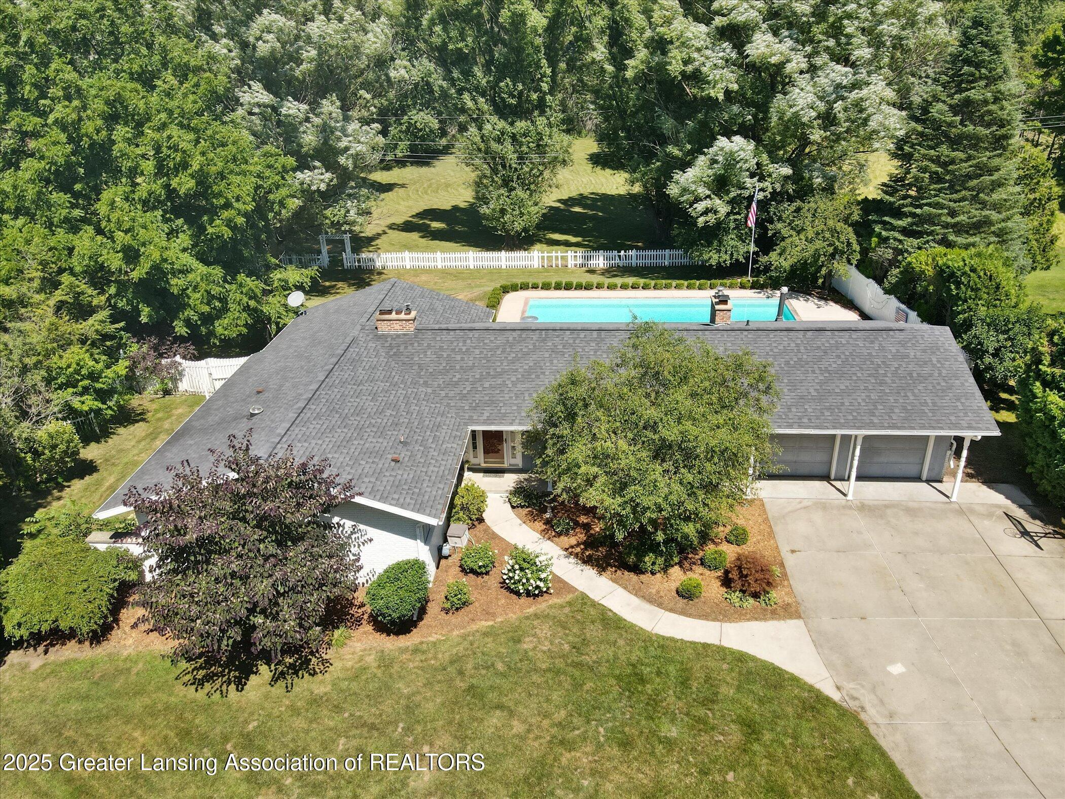 Property Photo: 4668 Nakoma Drive MI 48864